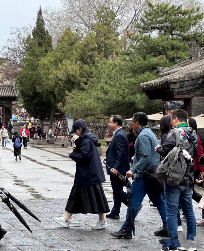 一顿饭三千多超难约内景曝光低调奢华麻将胡了网址郭晶晶凤临阁为长女庆生(图1)