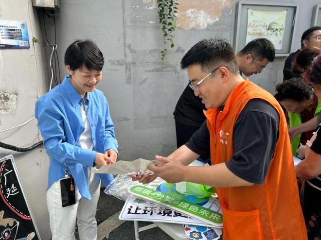 ”破解了静安这个社区的出行难题麻将胡了试玩“50公分的退让(图6) ”破解了静安这个社区的出行难题麻将胡了试玩“50公分的退让(图6)